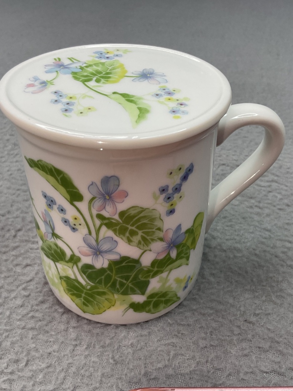 Vintage Toscany Collection Japan Fine Ceramic Lidded Tea Mug Violet Floral Infus - Picture 2 of 3